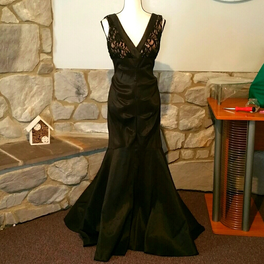 R&M Richards black mermaid gown 12